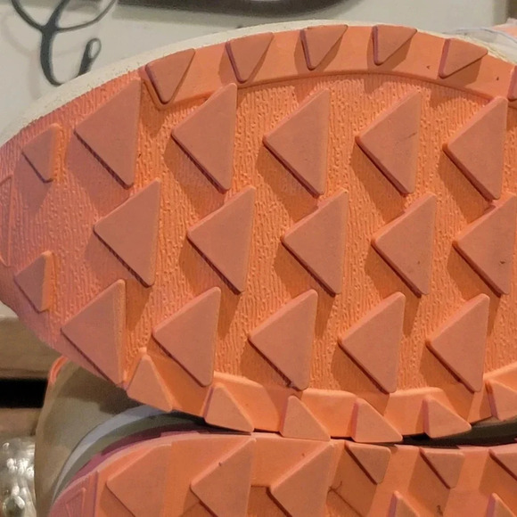 Saucony Jazz Triple Retro Mountain Pink/Green/ Camo Wmns  12 - Picture 8 of 10